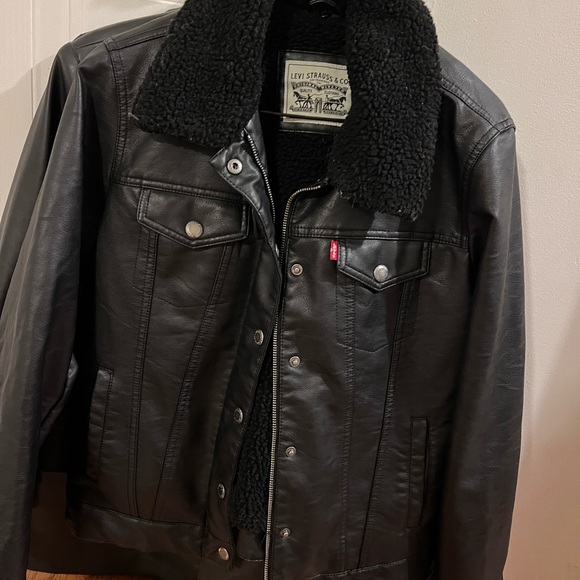 Levis leather sherpa jacket - Picture 2 of 2